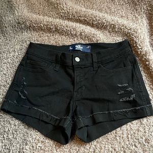 Woman’s hollister shorts size 5